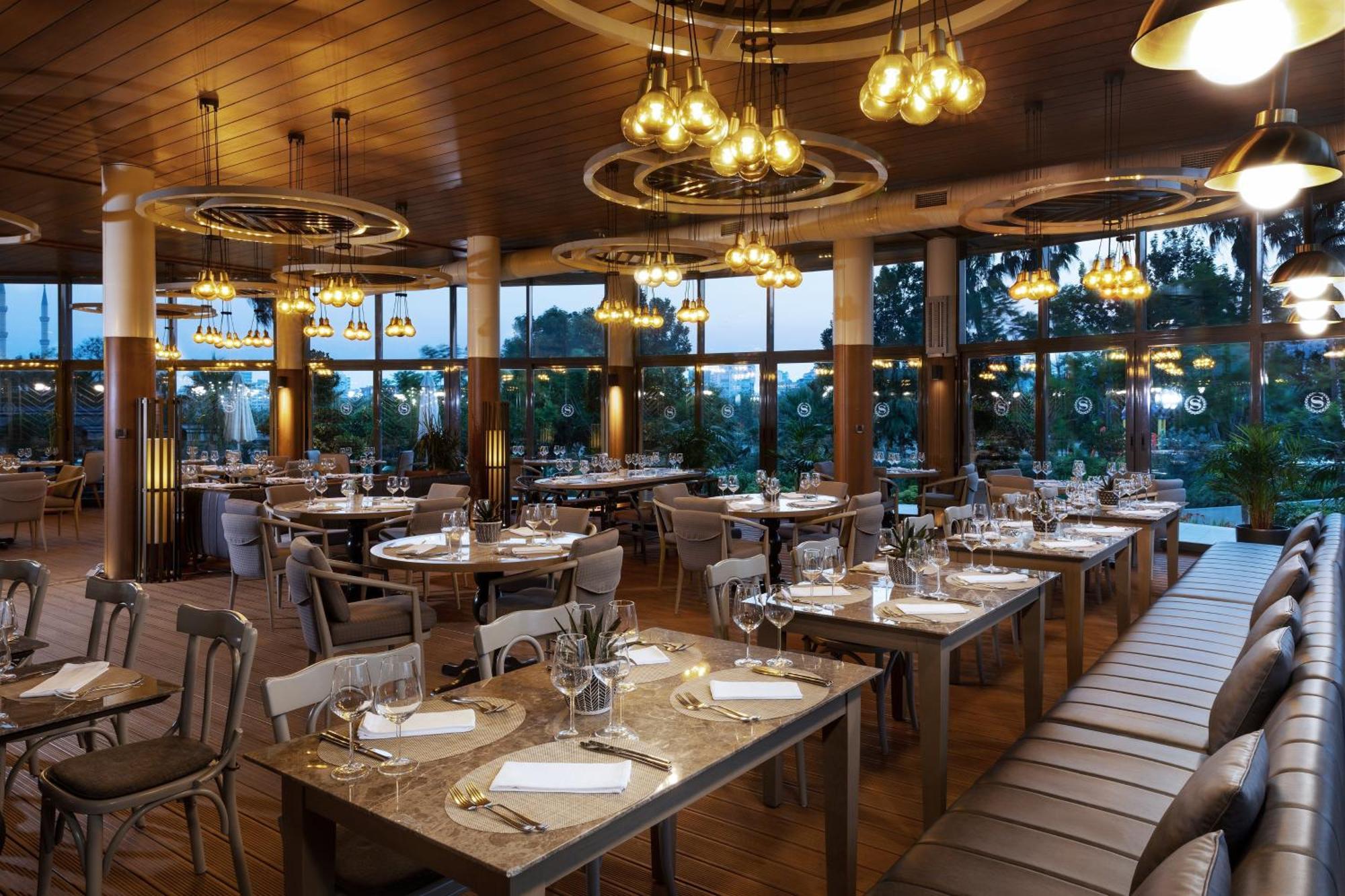 Sheraton Grand Adana Eksteriør bilde