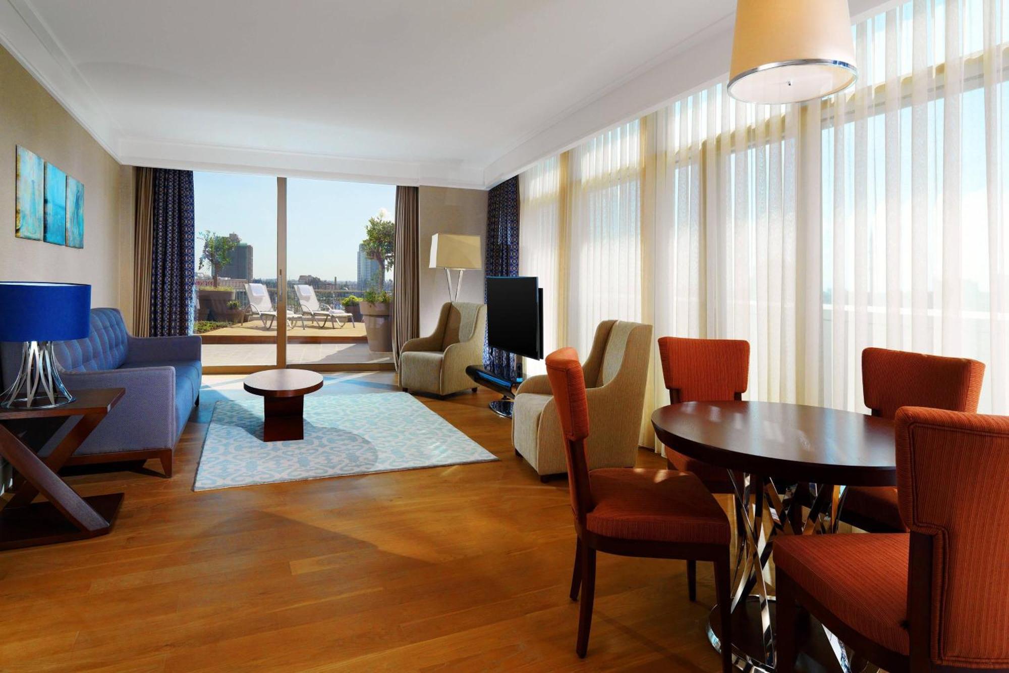 Sheraton Grand Adana Eksteriør bilde